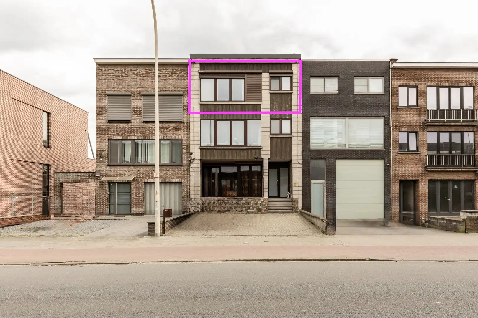 Instapklaar 2-slaapkamerappartement nabij parken & winkels in Wilrijk foto 15