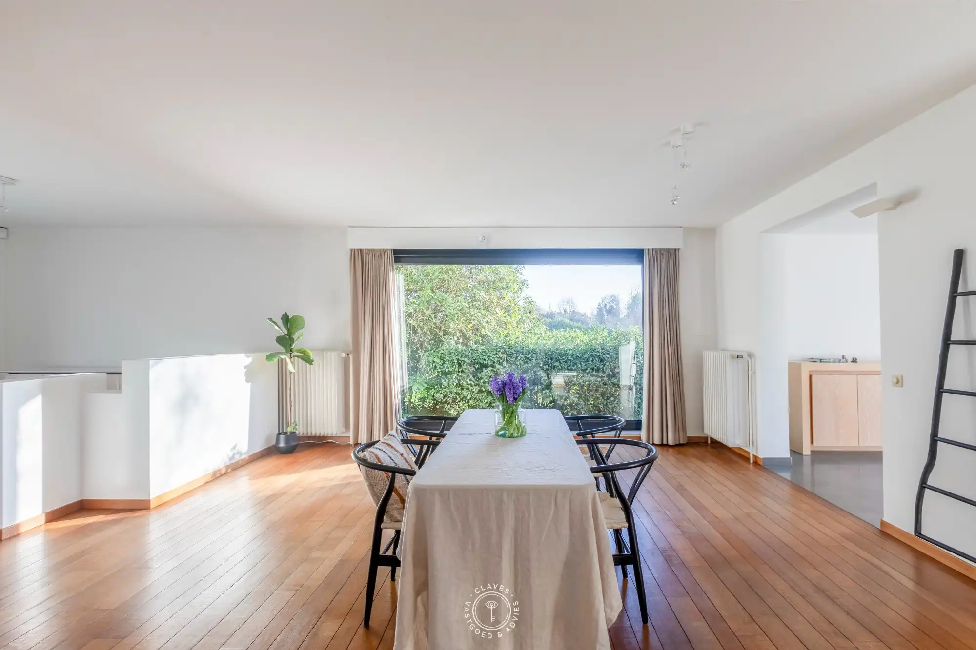 Een unieke combinatie van wonen, werken en genieten in Waasmunster foto 9