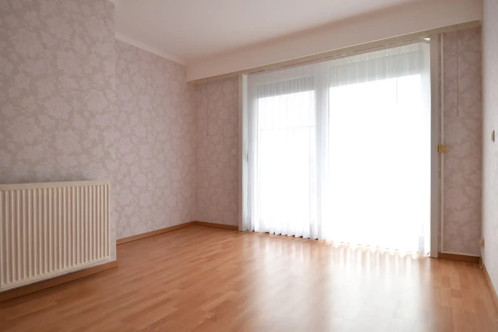 Instapklaar 2-slaapkamerappartement mét kelderberging op een toplocatie te Gullegem foto 9