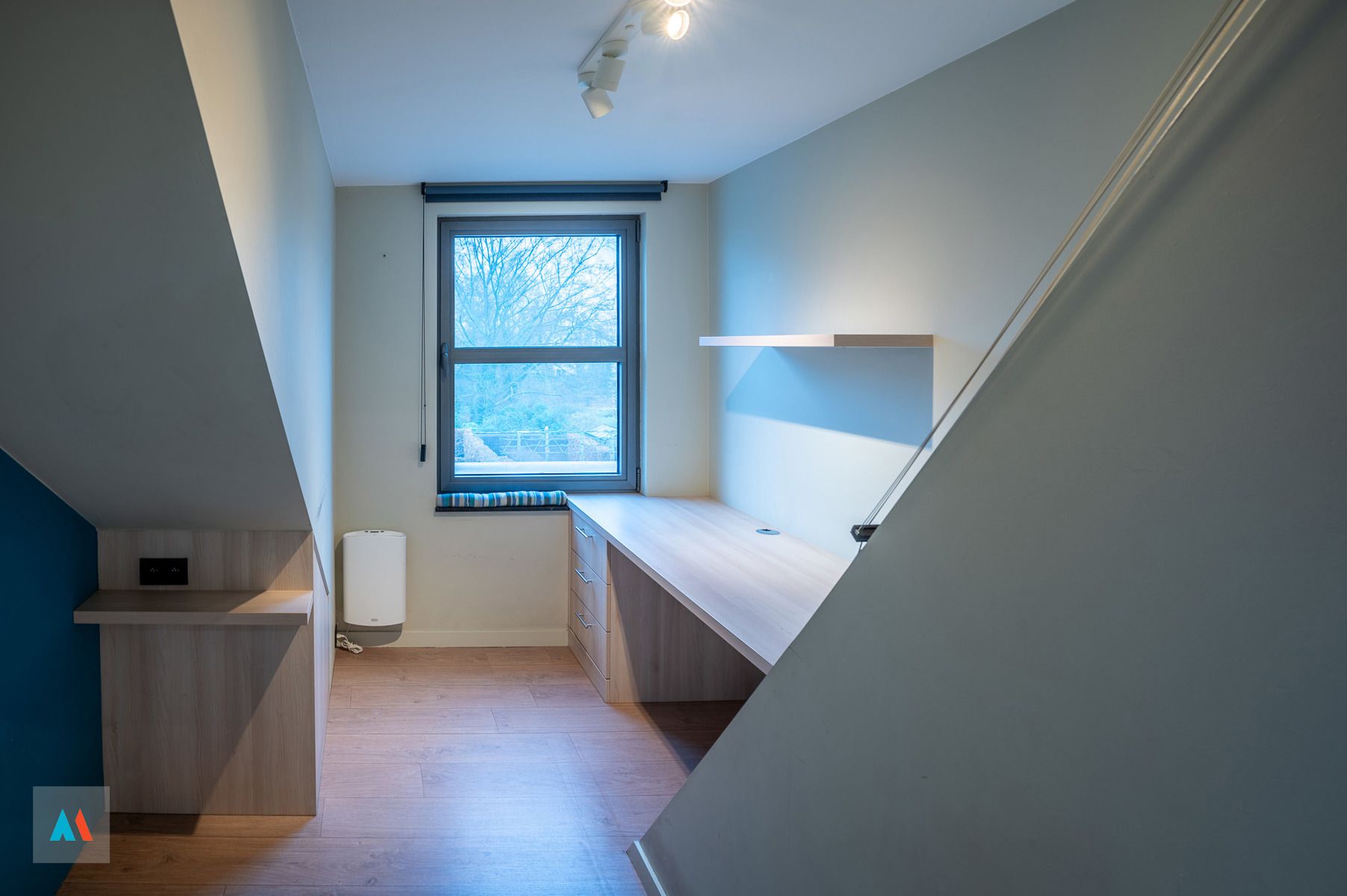 Eéngezinswoning met mooie, aangelegde tuin foto 20