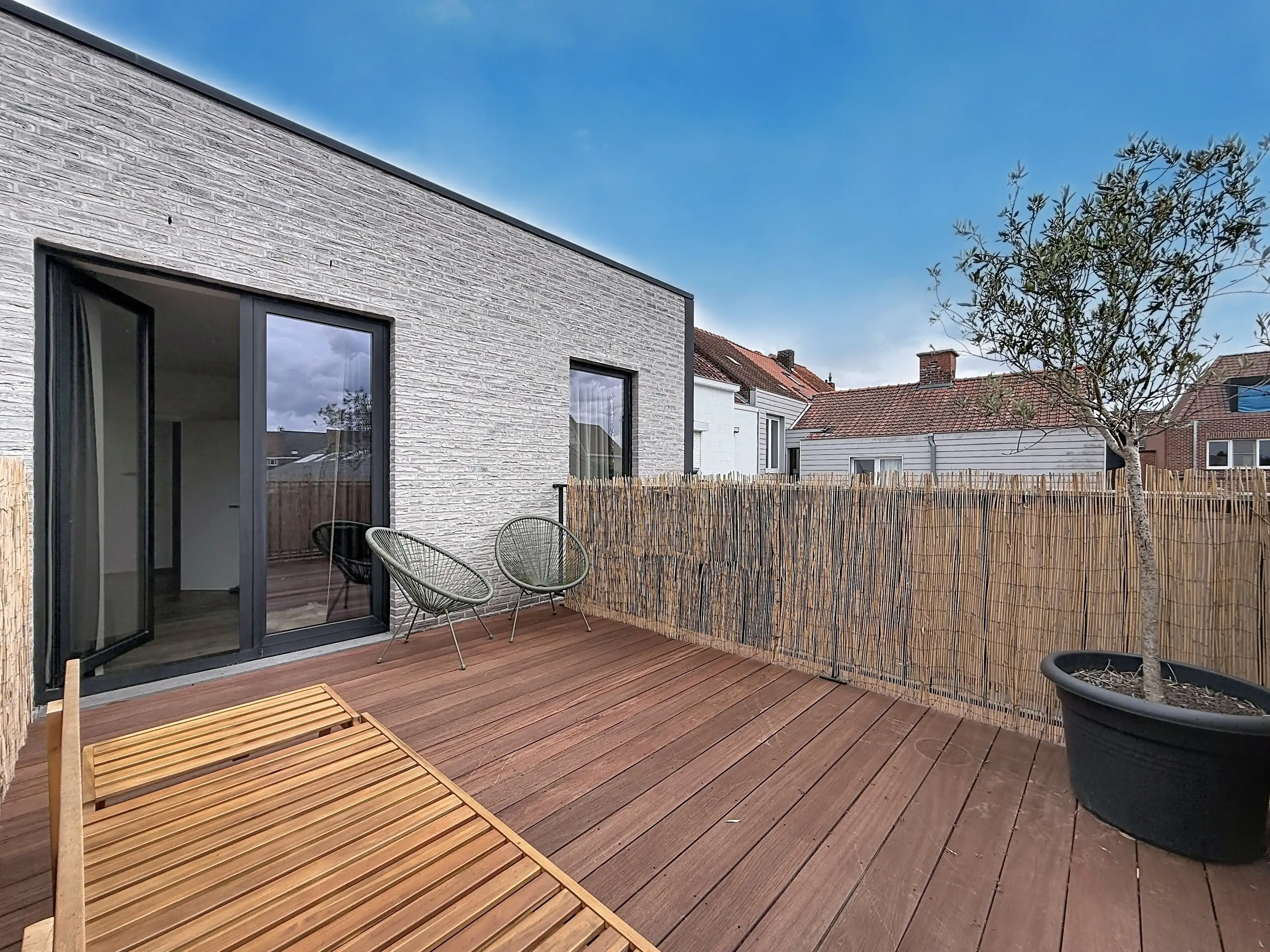 BEN (BIJNA ENERGIE NEUTRAAL) WONING TE HUUR MET 4 SLAAPKAMERS EN TUIN foto 30