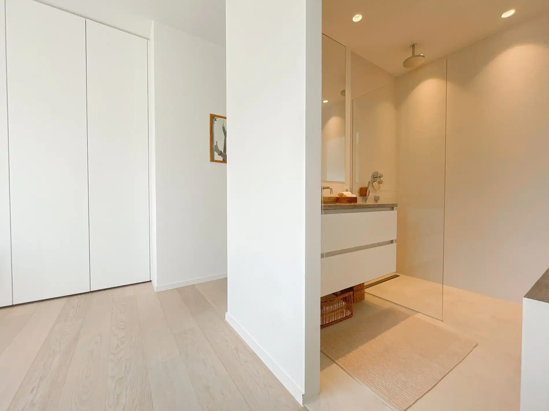 Subliem hoekappartement met ruime terrassen gelegen in het prestigieuze domein Tennis Garden. foto 18