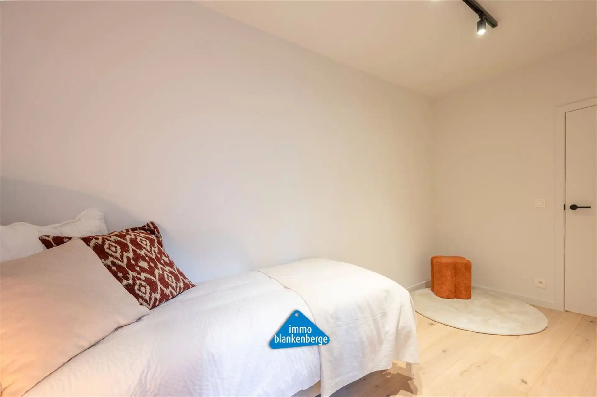 Luxueus appartement met 3 slaapkamers op de Zeedijk in Blankenberge met adembenemend zeezicht foto 23