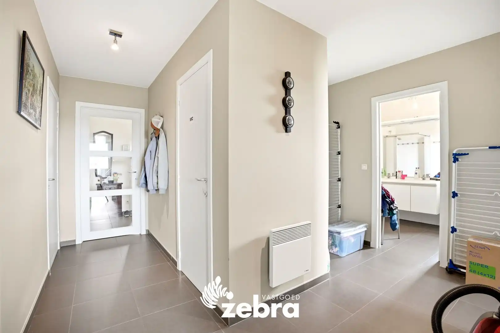 Instapklaar appartement met 2 terrassen nabij centrum Roeselare! foto 8