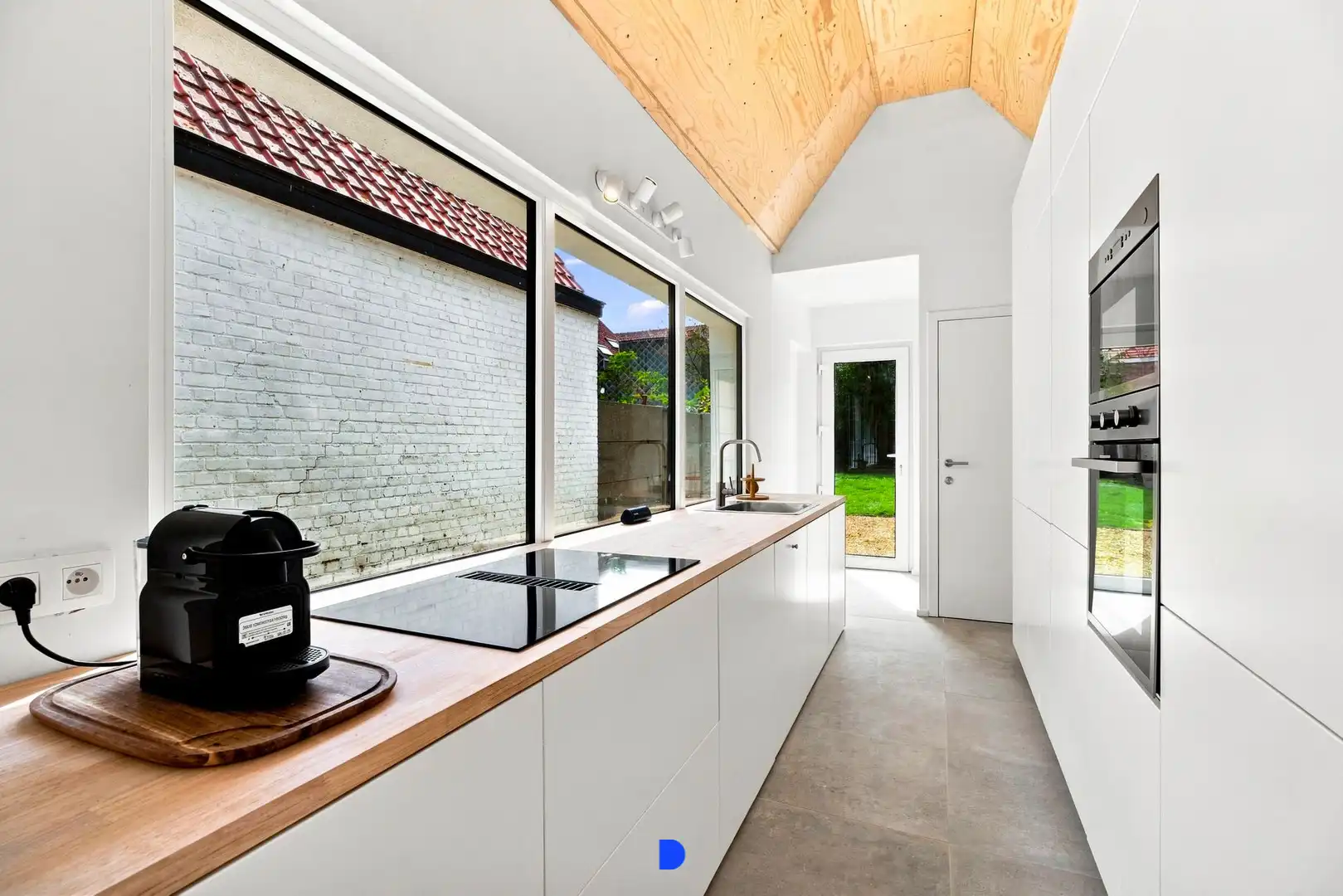 Instapklare burgerwoning in het centrum van Roeselare. foto 4