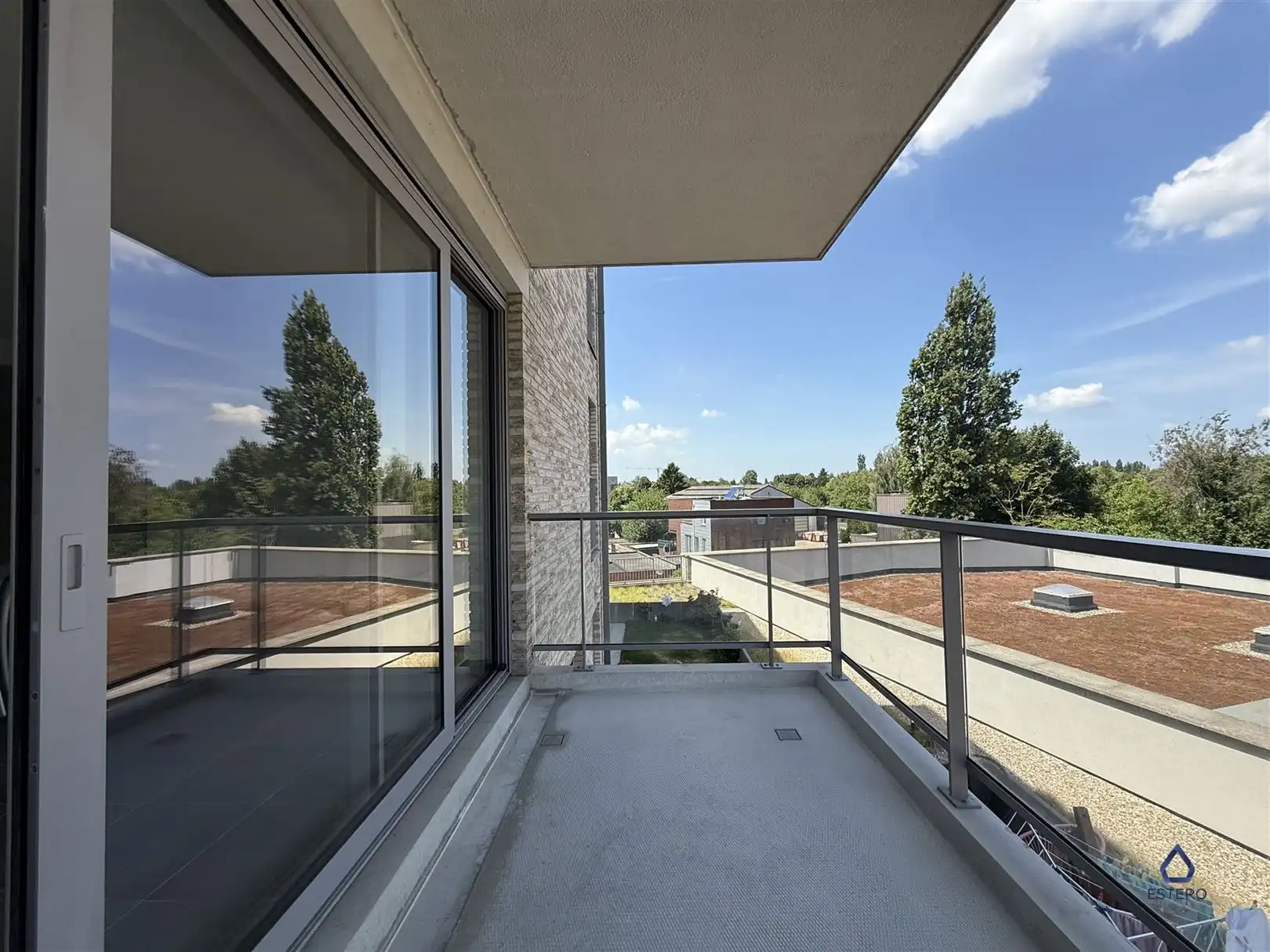 Nieuwbouwappartement met 1 slaapkamer en terras foto 7