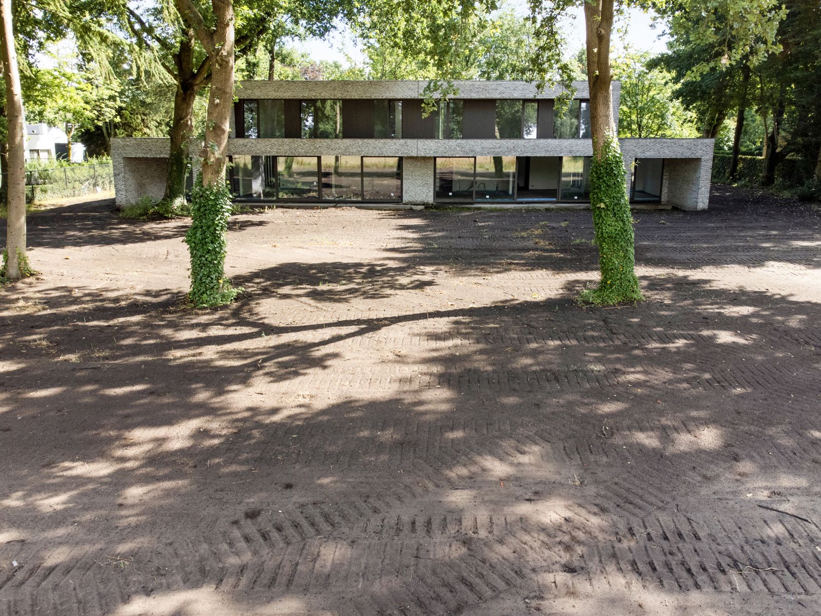 Nieuwbouw koppelvilla op toplocatie op ca. 1599 m² foto 7