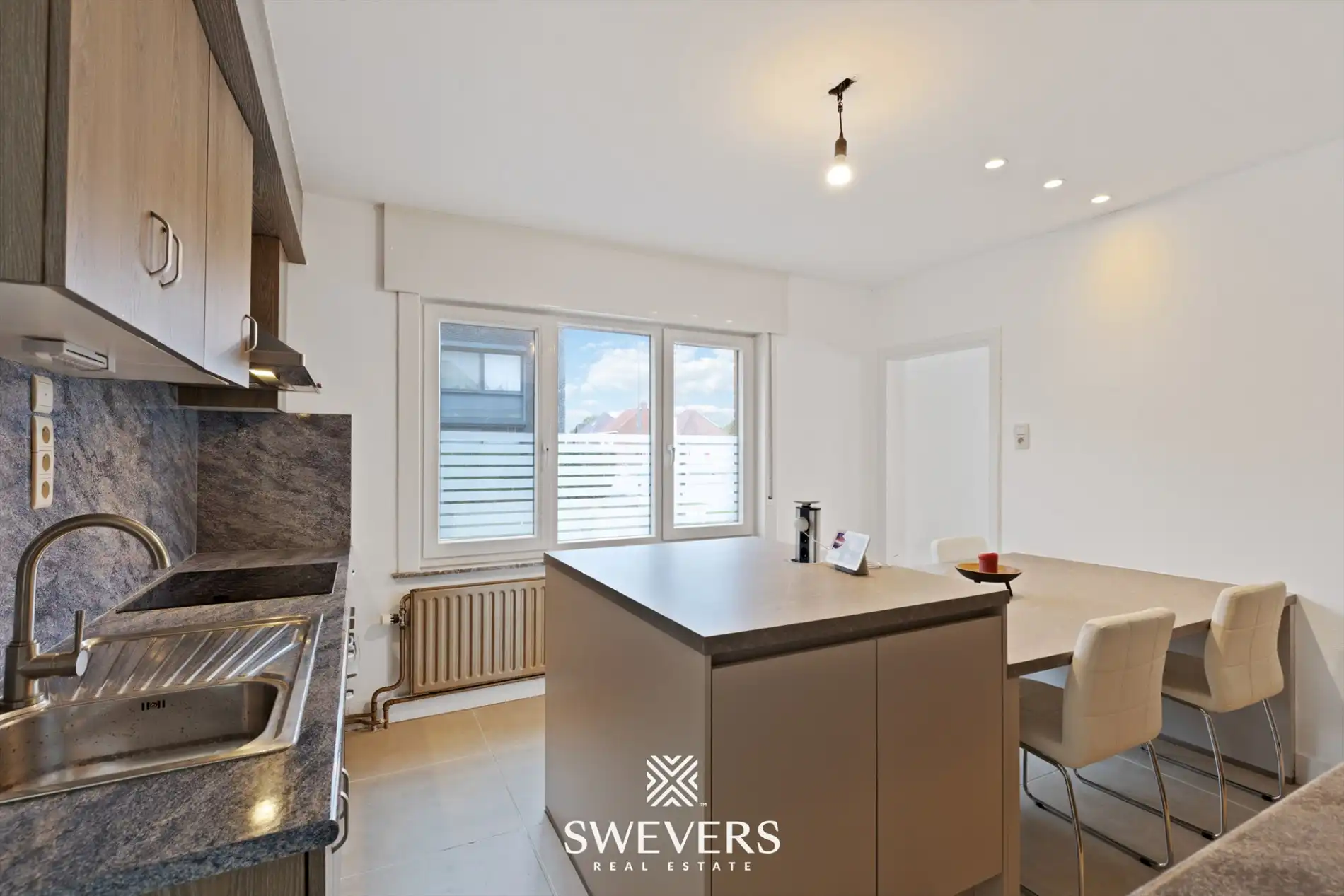 Vrijstaande renovatiewoning met 3 slaapkamers op een ideale ligging in Paal foto 14