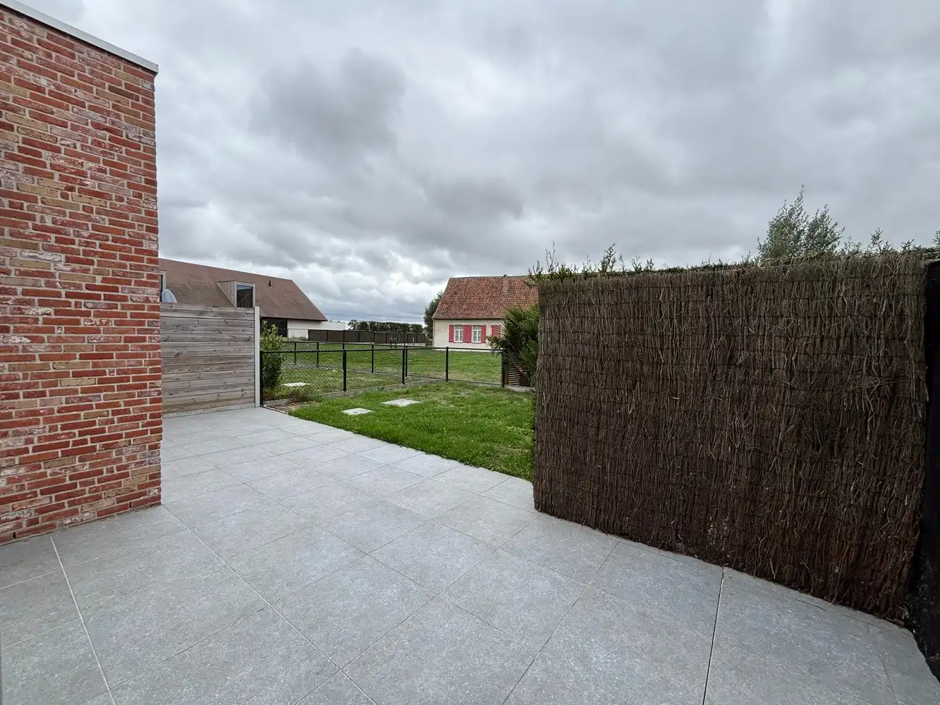 Ruime Instapklare woning te huur foto 14