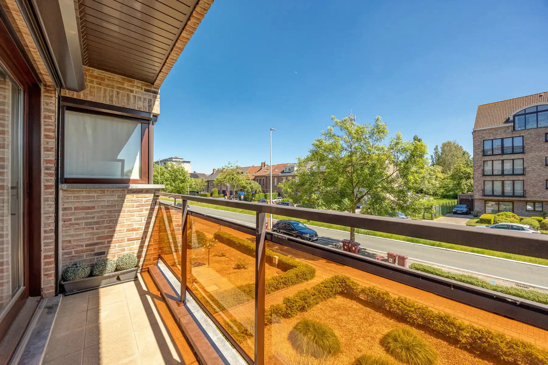 Prachtig appartement met 2 slpk, LIFT, 2 terrassen en kelder foto 5