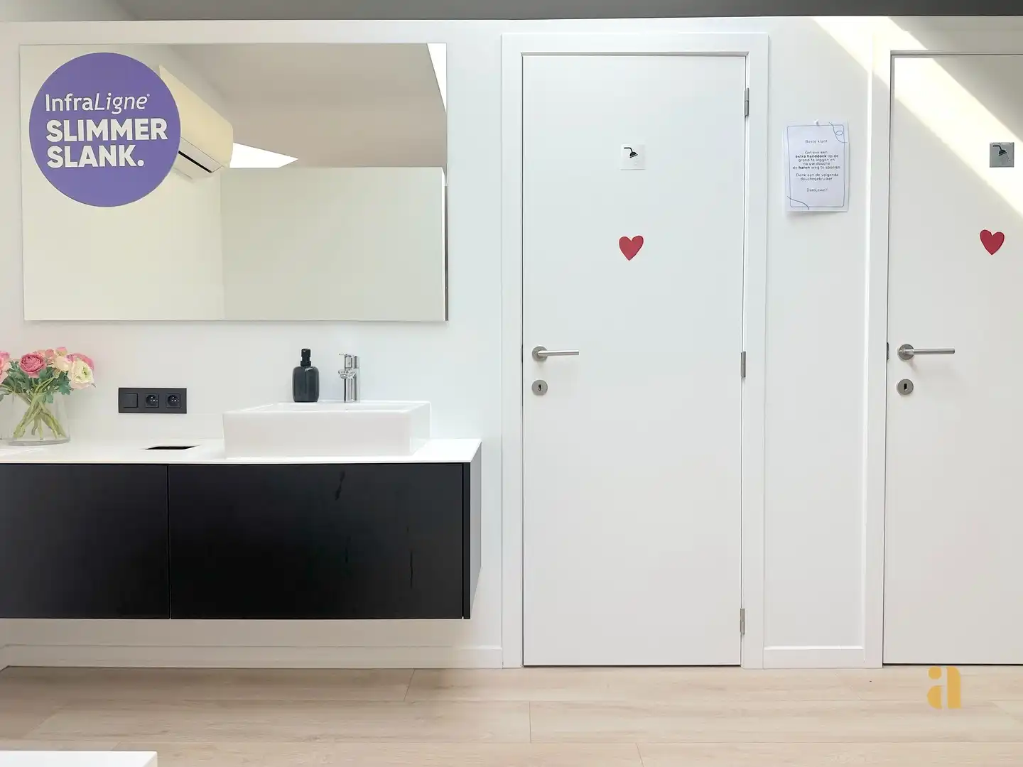 Commercieel sterk en modern handelspand met de nodige privacy foto 13