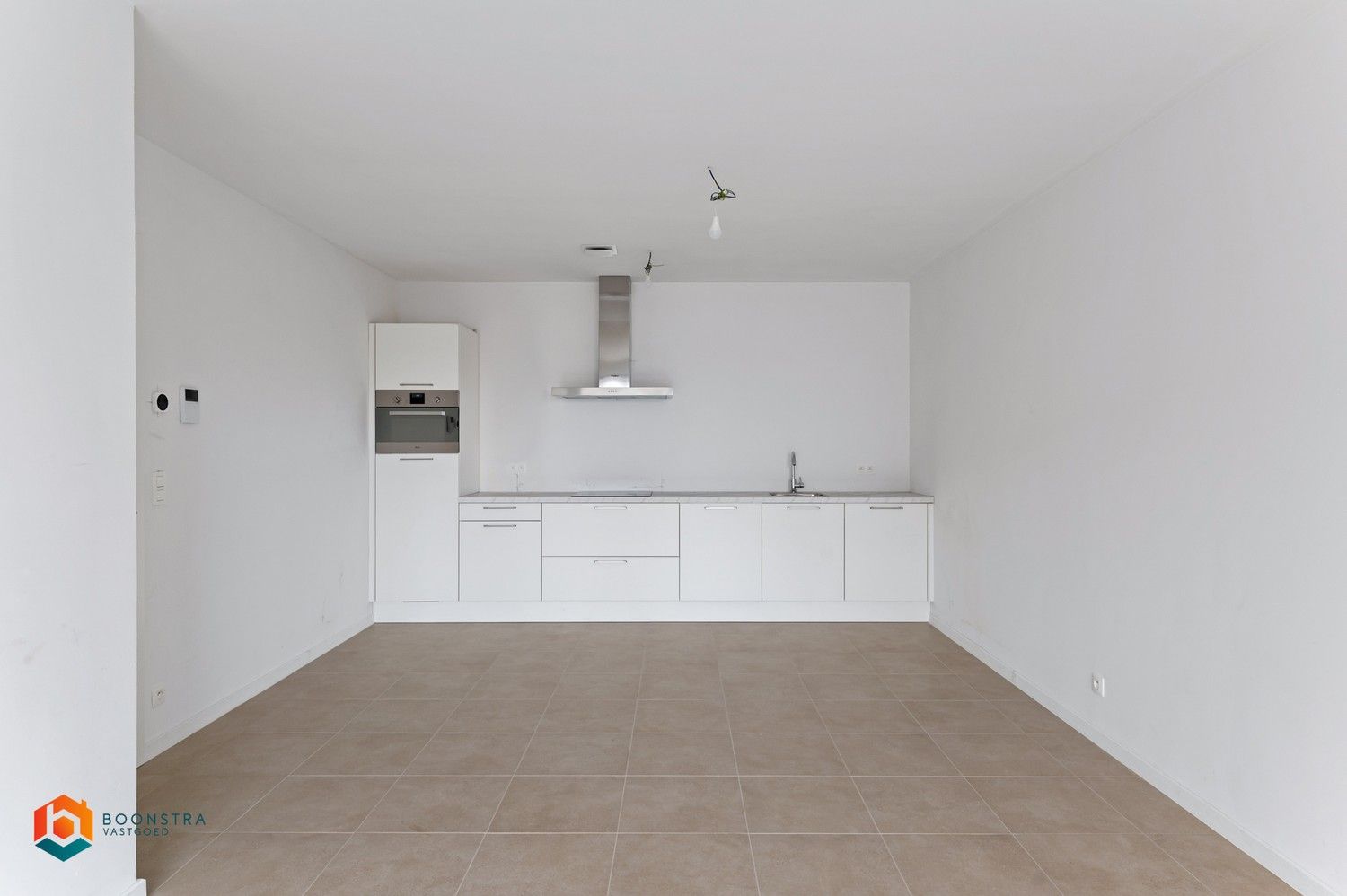 Nieuwbouw appartement met terras en parkeerplaats in centrum Putte foto 2