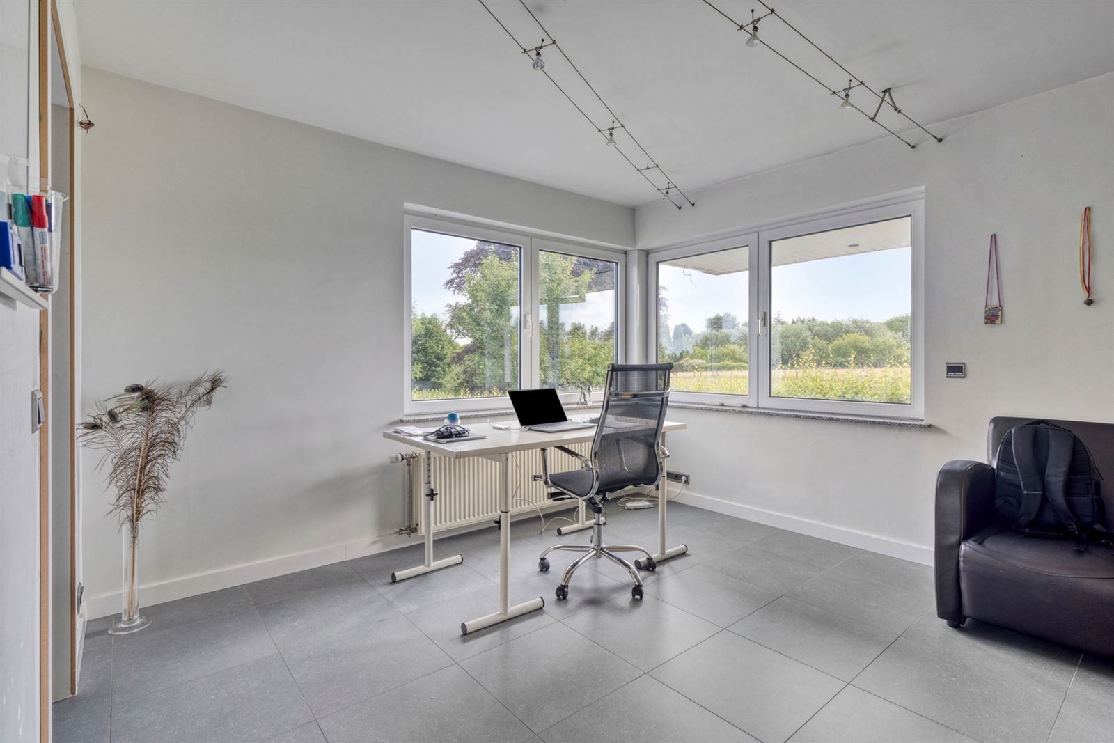 Ruime villa te huur op rustige locatie foto 17