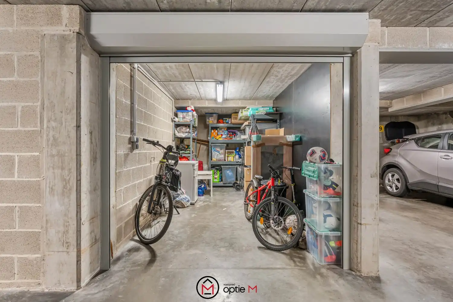 Instapklaar, rustig gelegen appartement te koop in Hasselt foto 18