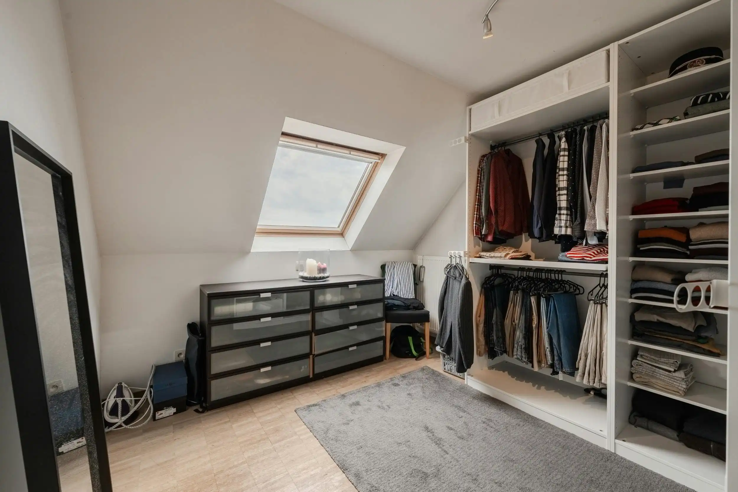 Instapklaar duplex 3 slaapkamer appartement te Bekegem  foto 16