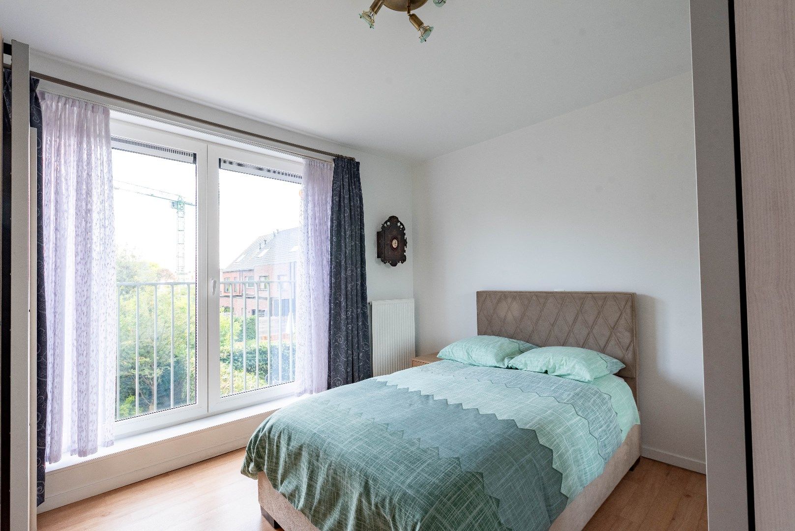Modern appartement met terras en autostaanplaats foto 16