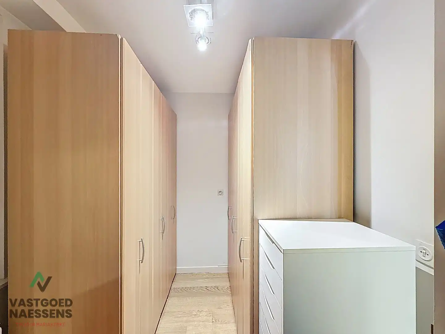 GEMEUBELD 2 SLPK APP IN CENTRUM OOSTENDE foto 16