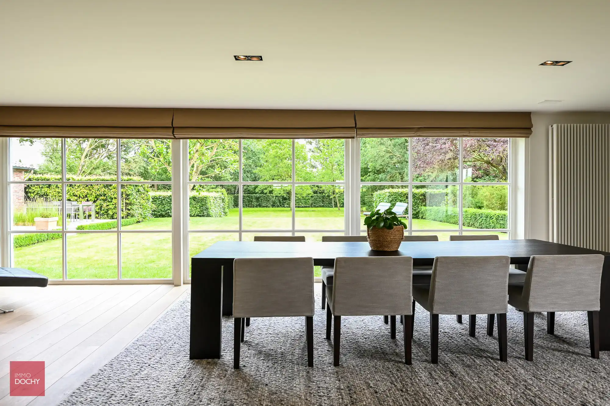 Instapklaar landhuis met bijgebouw foto 11