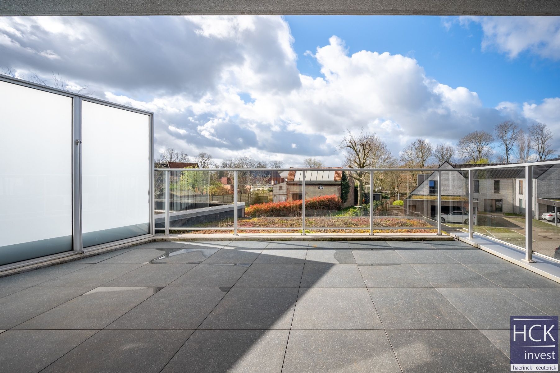 VICHTE - Lichtrijk en energiezuinig appartement met 2 SLPK én ruim terras! foto 6