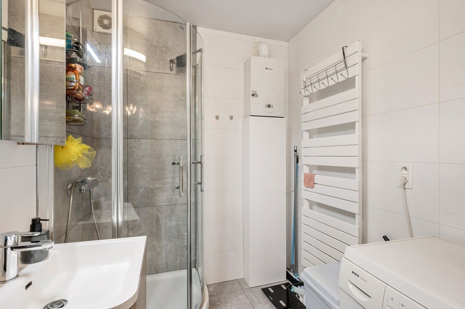 Instapklaar appartement met garage en gunstig EPC. foto 10