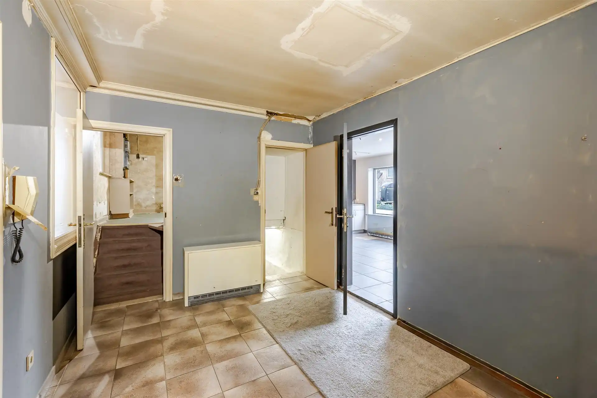 Te renoveren woning met ruimte voor achtertuin foto 14