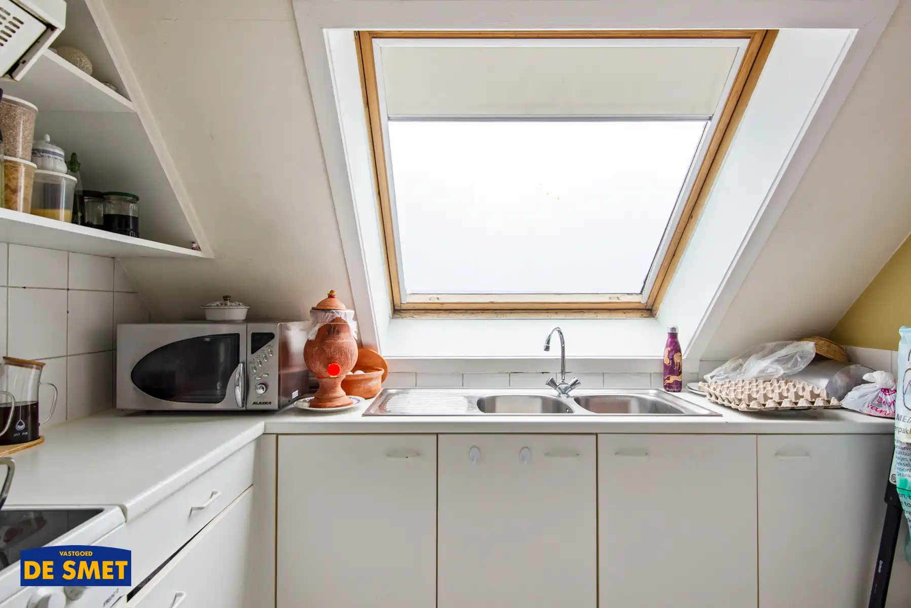 Appartement met 2 slaapkamers en terras pal in centrum  foto 3