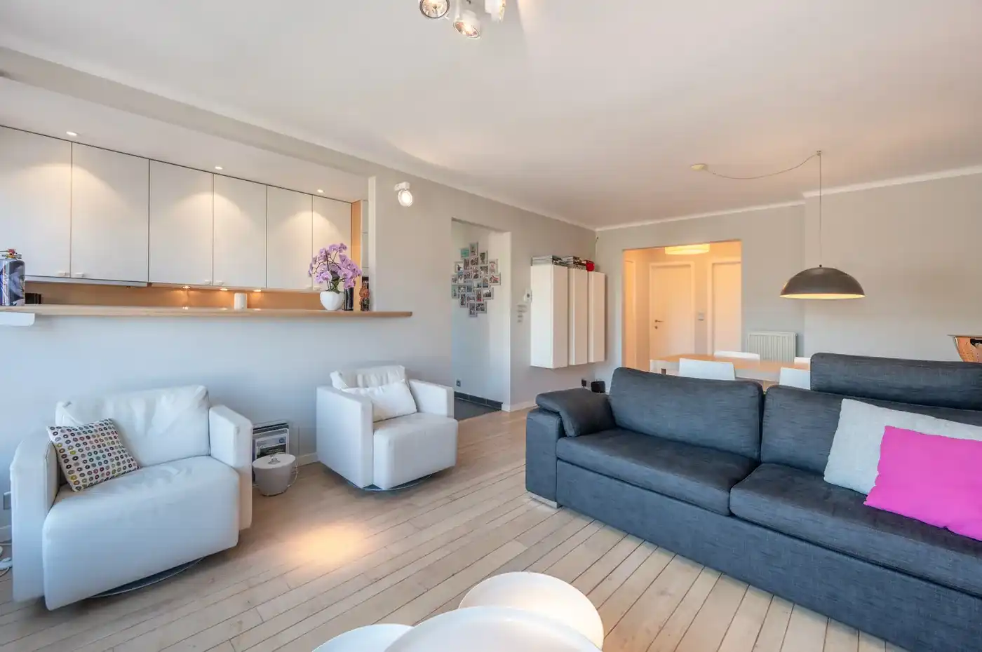 Lichtrijk appartement vlakbij het Zegemeer en het cultuurcentrum Scharpoord te Knokke foto 2