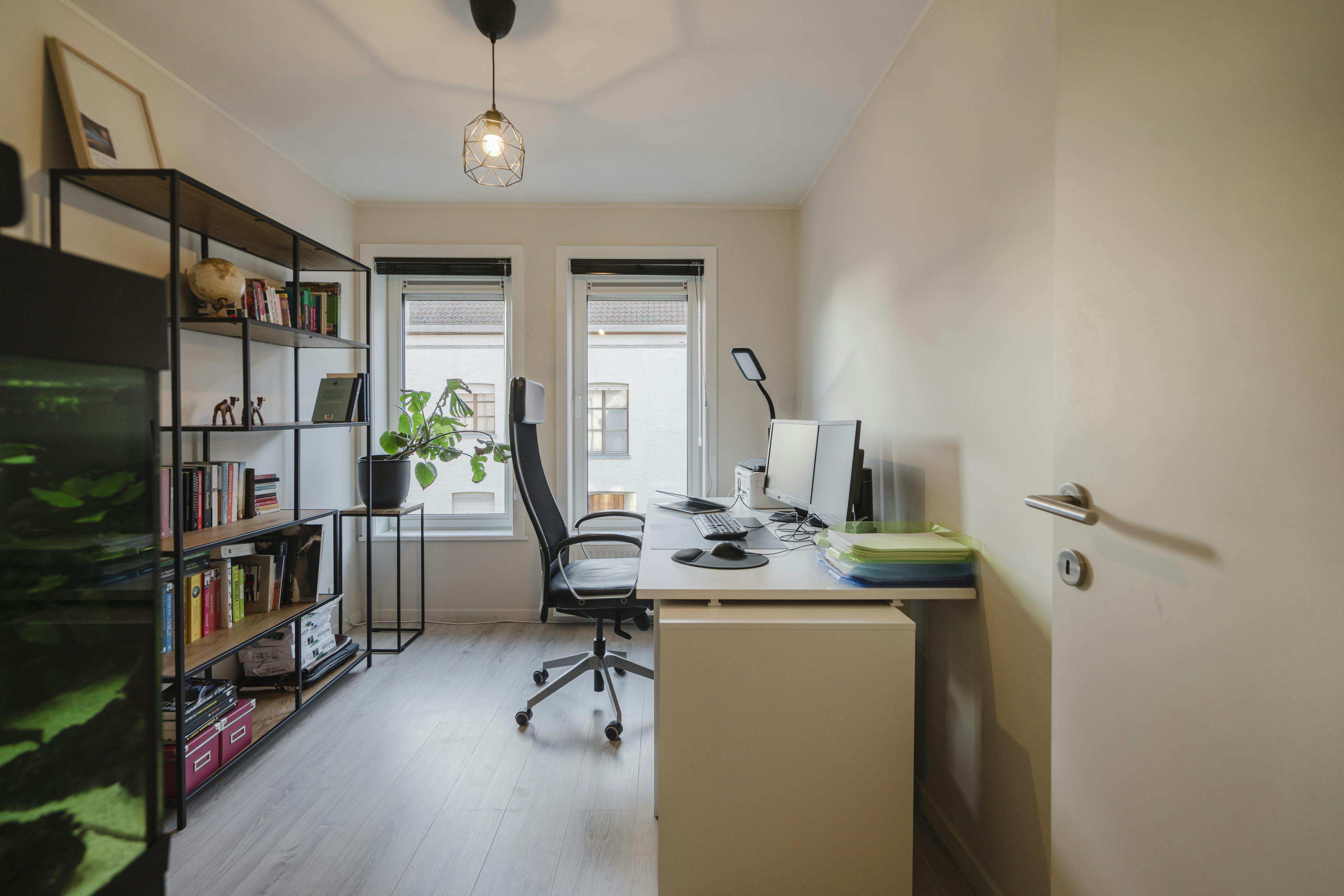 Gezellig instapklaar huis te koop in Bissegem!  foto 10