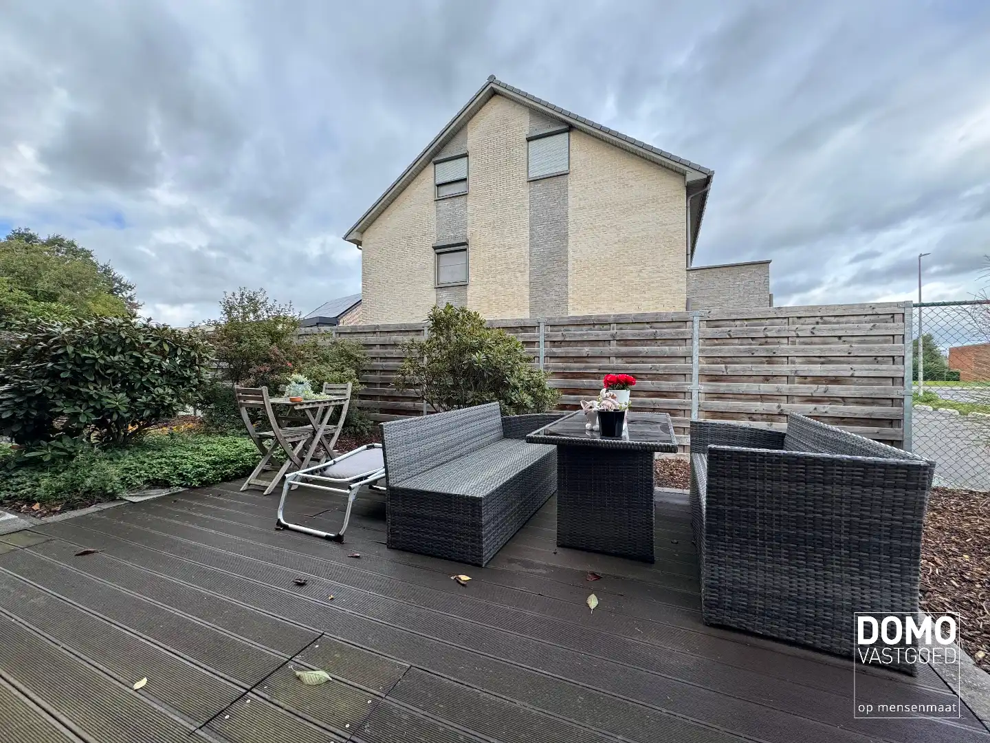 RUIM GELIJKVLOERS APPARTEMENT MET 2 SLAAPKAMERS, INLOOPDRESSING, PRIVATIEF TERRAS EN PARKEERPLAATS IN DIEPENBEEK foto 12