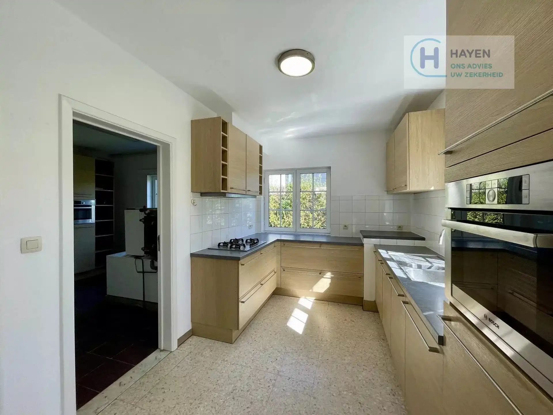 Villa met 4 slaapkamers en tuin foto 13