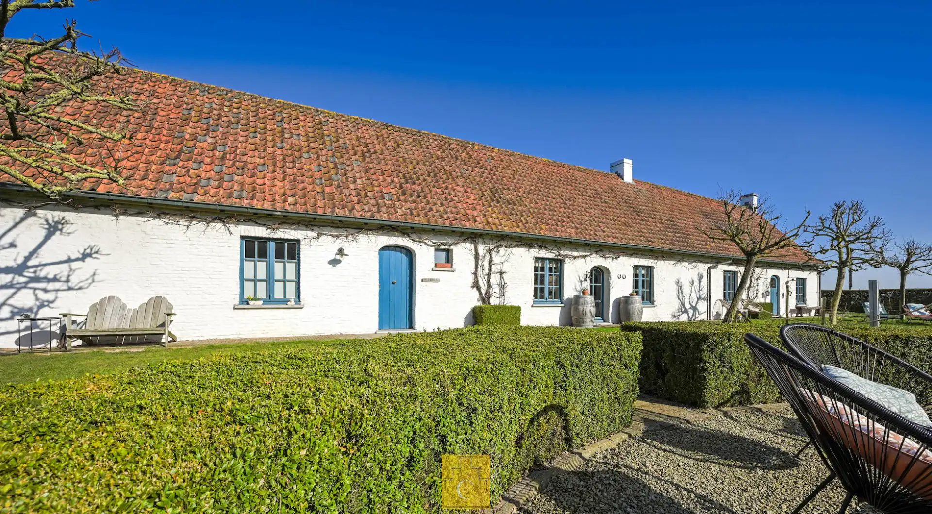 Idyllisch gelegen landgoed, voormalige hoeve, met karakterwoning, vakantieverblijf/boutique B & B met 6 vergunde kamers, parking en weide op circa 1 ha foto 29