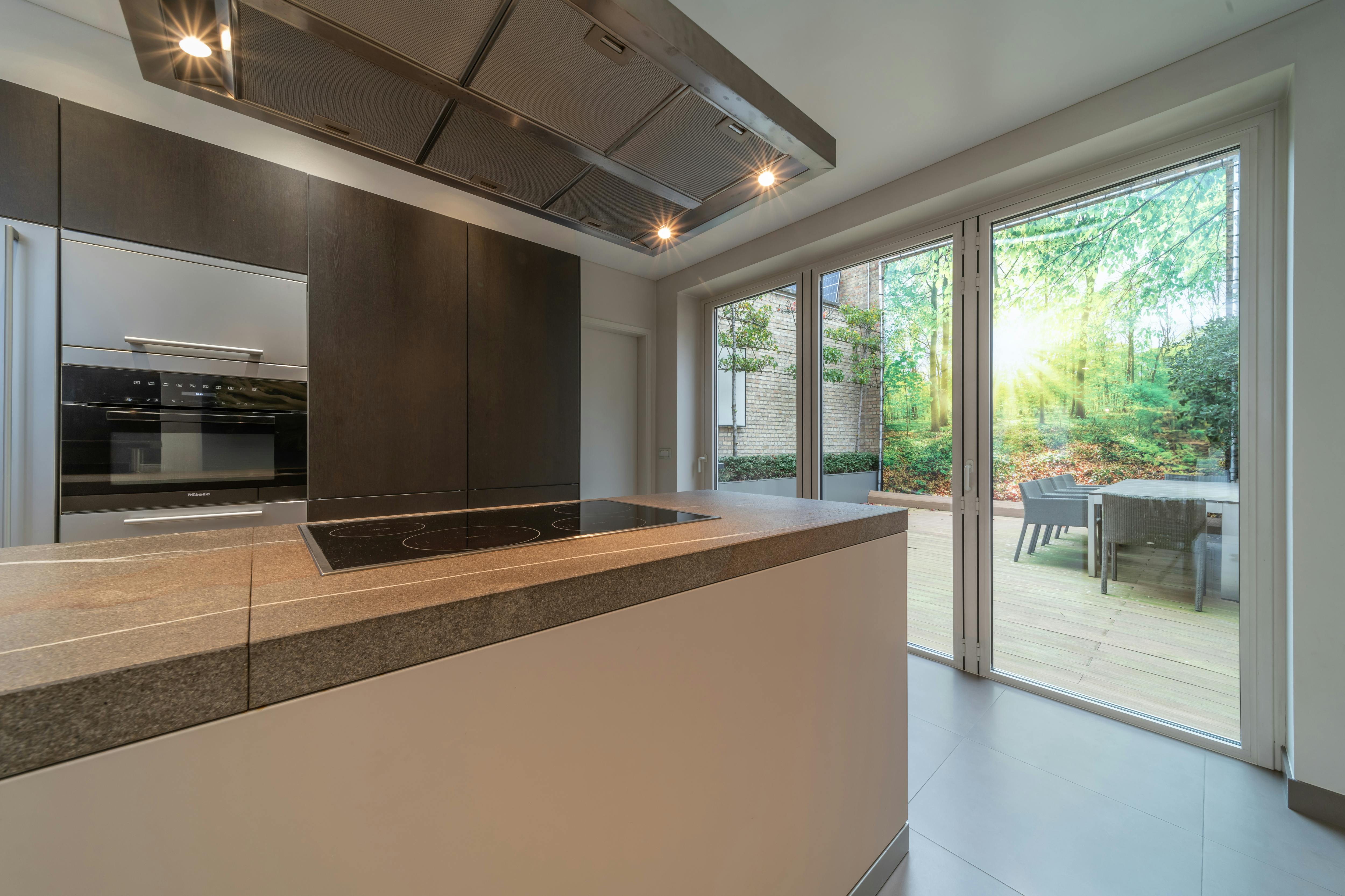 Riante woning met handelsgelijkvloers te koop in het centrum van Veurne. foto 15