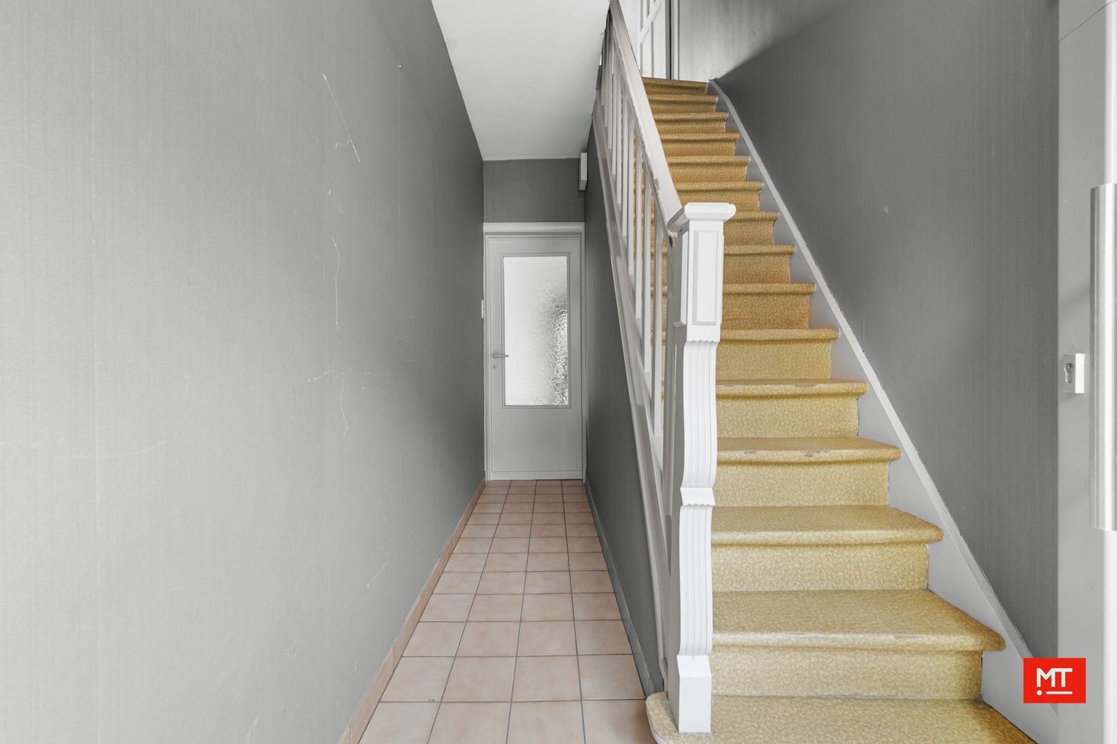 Op te frissen woning met 2 slpk (+ mogelijk), tuin en garage in het landelijke Mesen foto 7