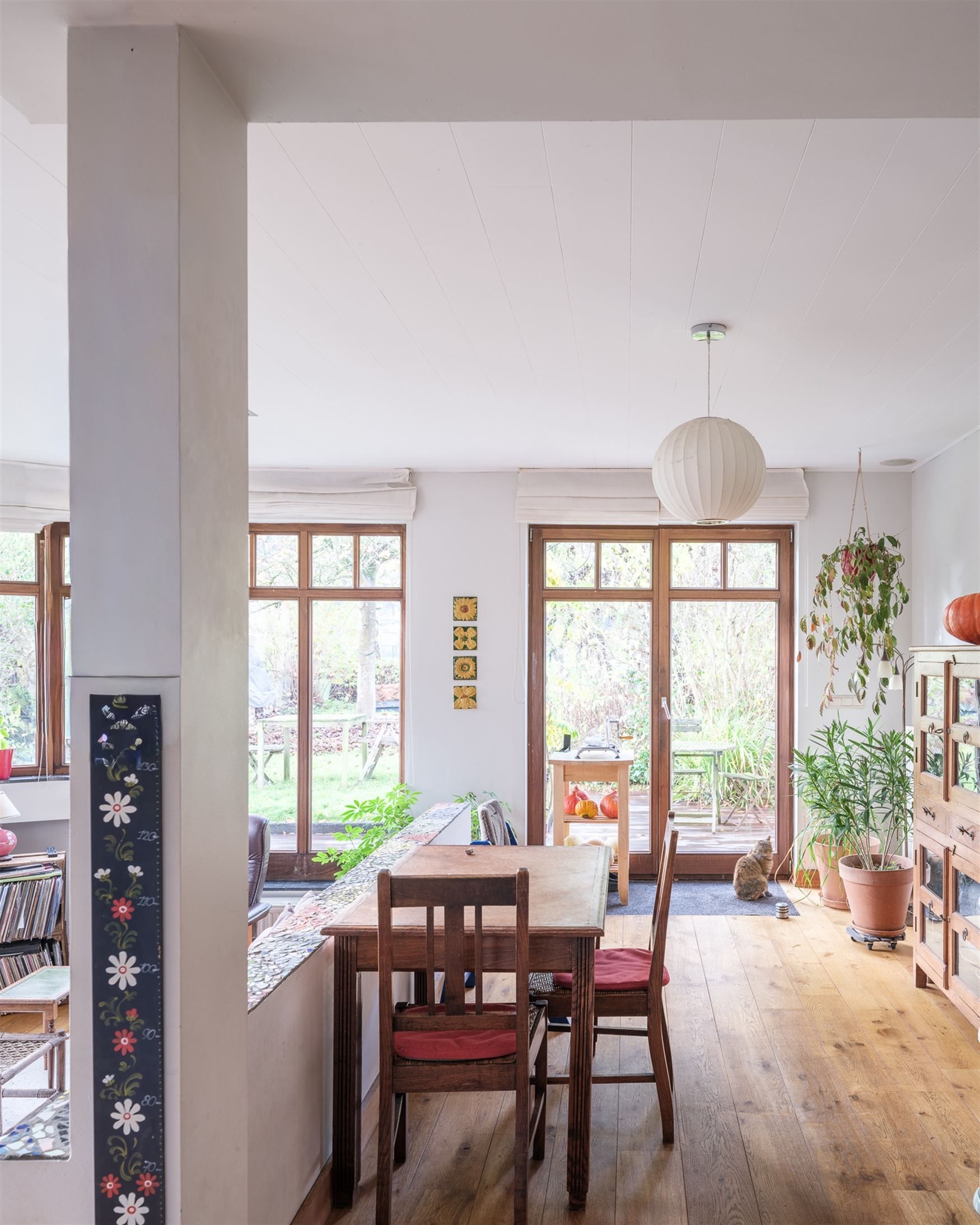Gezinswoning met 3 slaapkamers, tuin, garage in rustige wijk bij Gent. foto 8