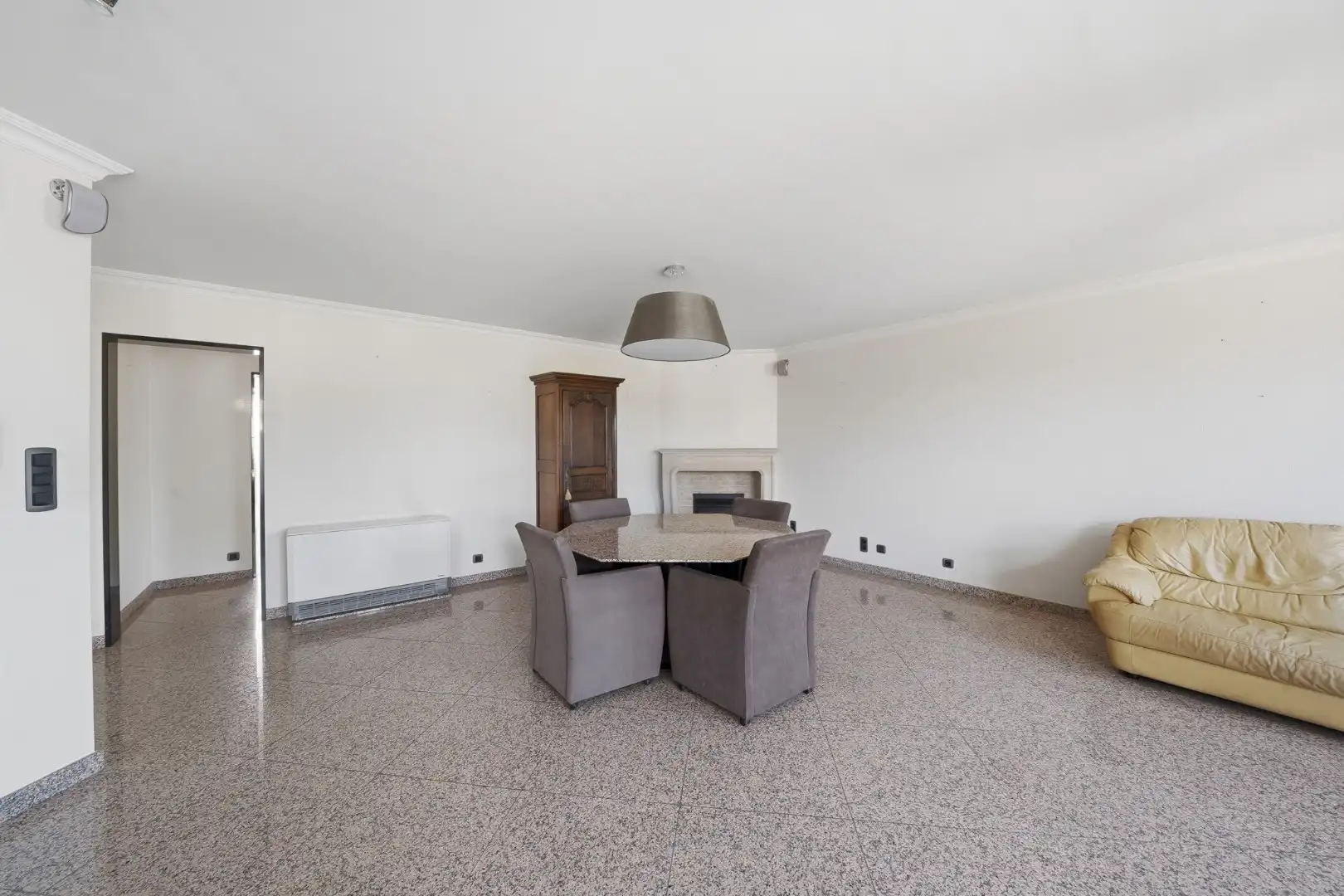 Instapklaar appartement met 2 slaapkamers en terras van 63 m² foto 5