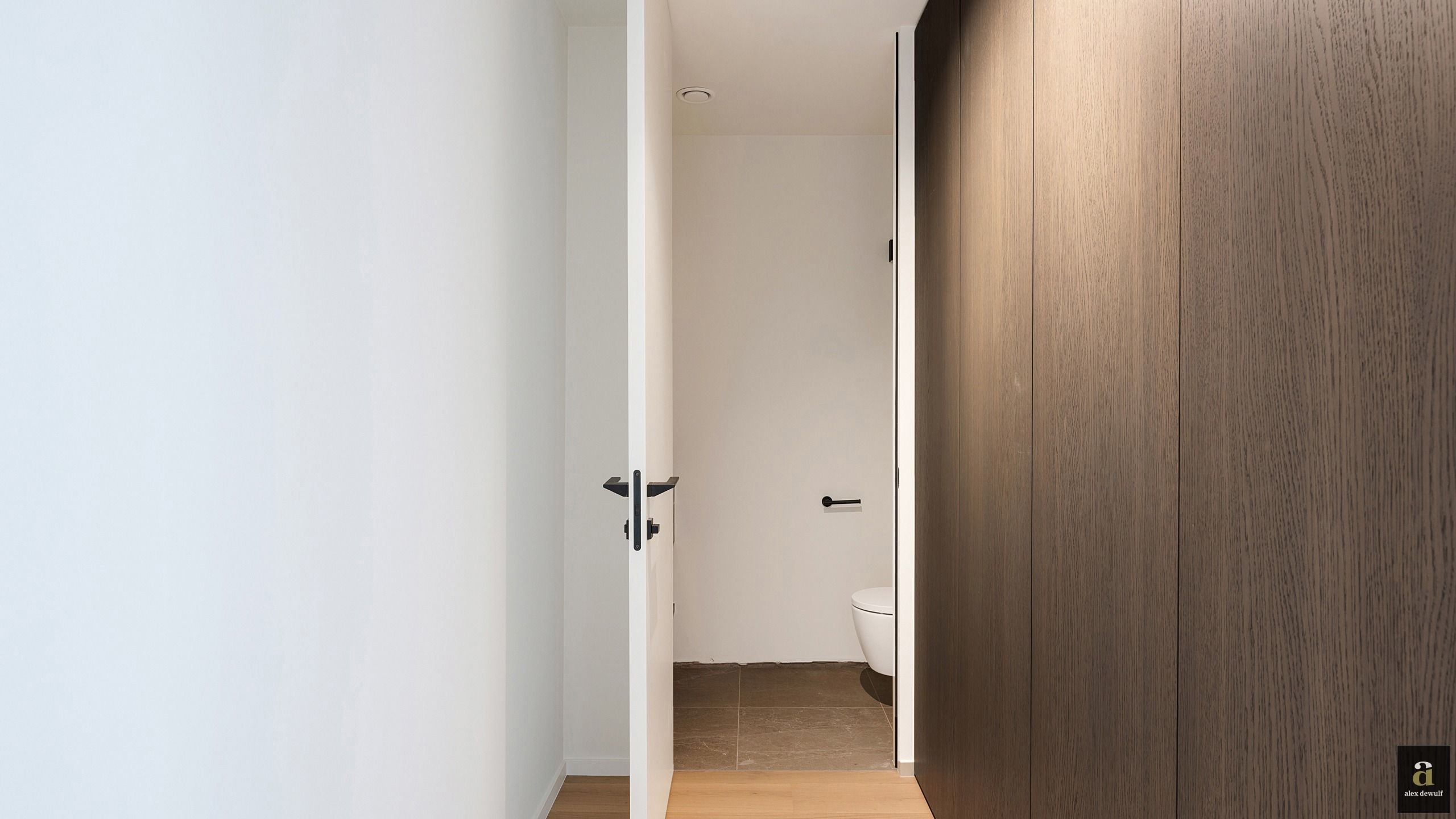 Exclusief high-end appartement in iconisch gebouw aan RBSC. foto 21