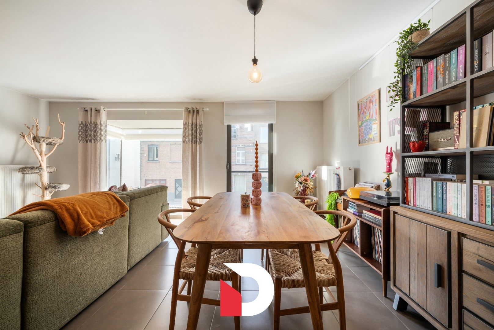 Ruim en instapklaar appartement met 2 slk. te Sint-Andries.  foto 9