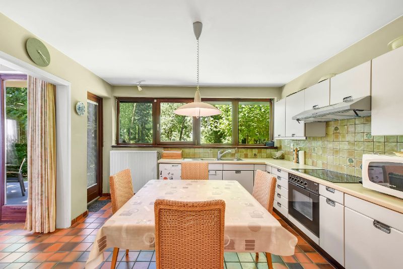 Zeer rustig gelegen villa van 245m² in moderne stijl op 14 are palende aan golfdomein foto 11