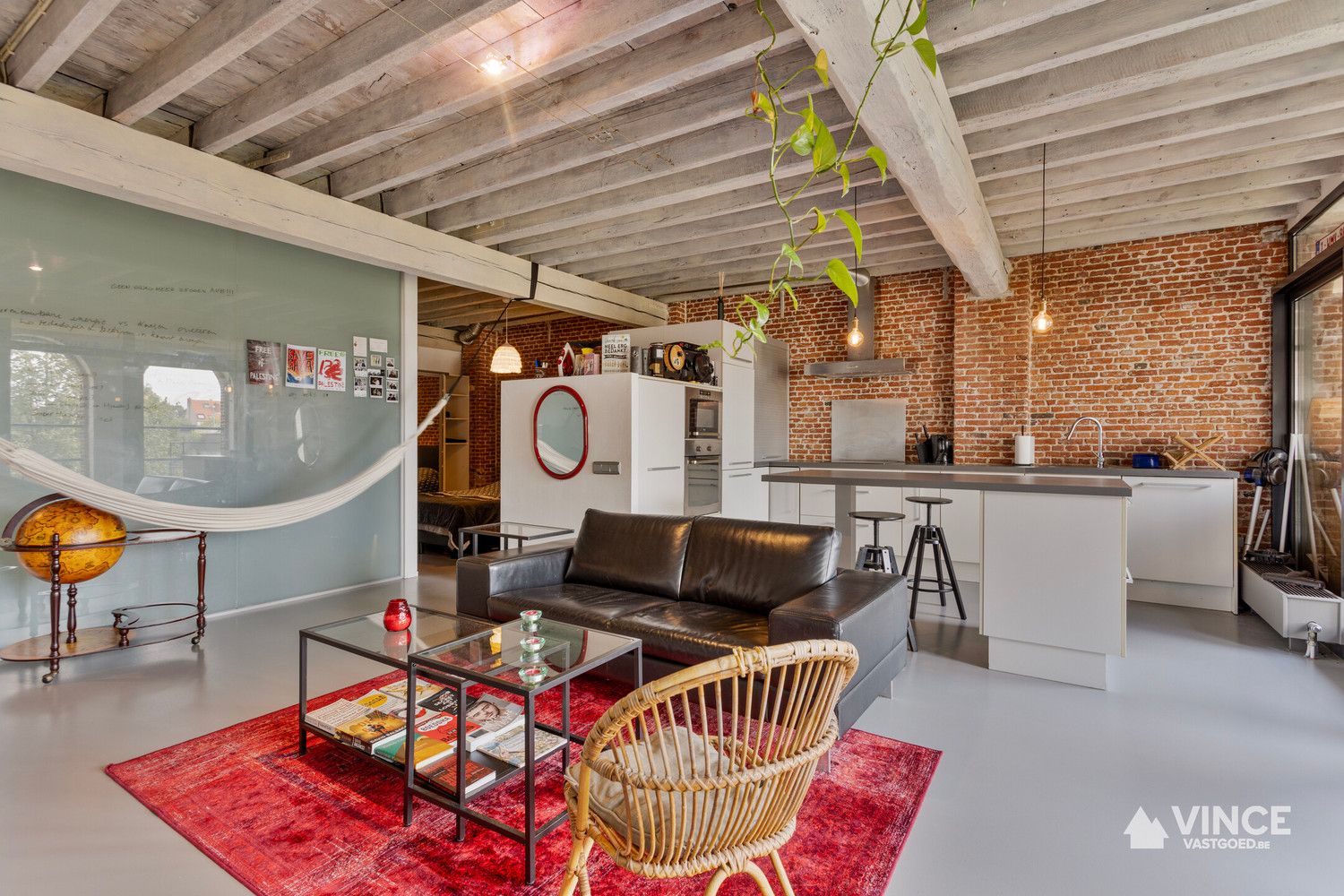 trendy loft met 1 slaapkamer foto 4