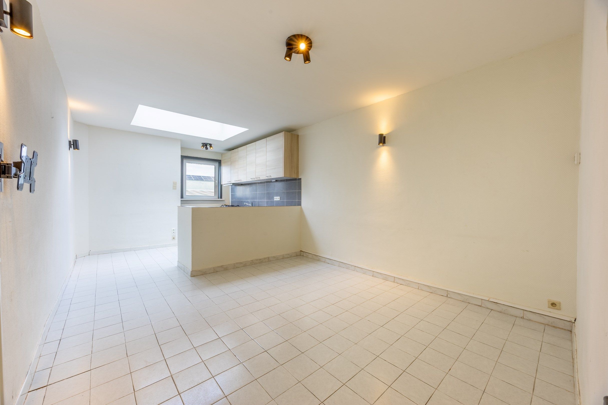 INSTAPKLARE WONING MET 4 SLAAPKAMERS foto 2