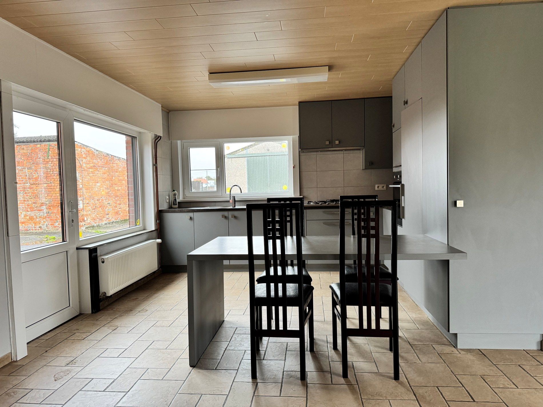 Alleenstaande woning met 3 slaapkamers te Ichtegem foto 7