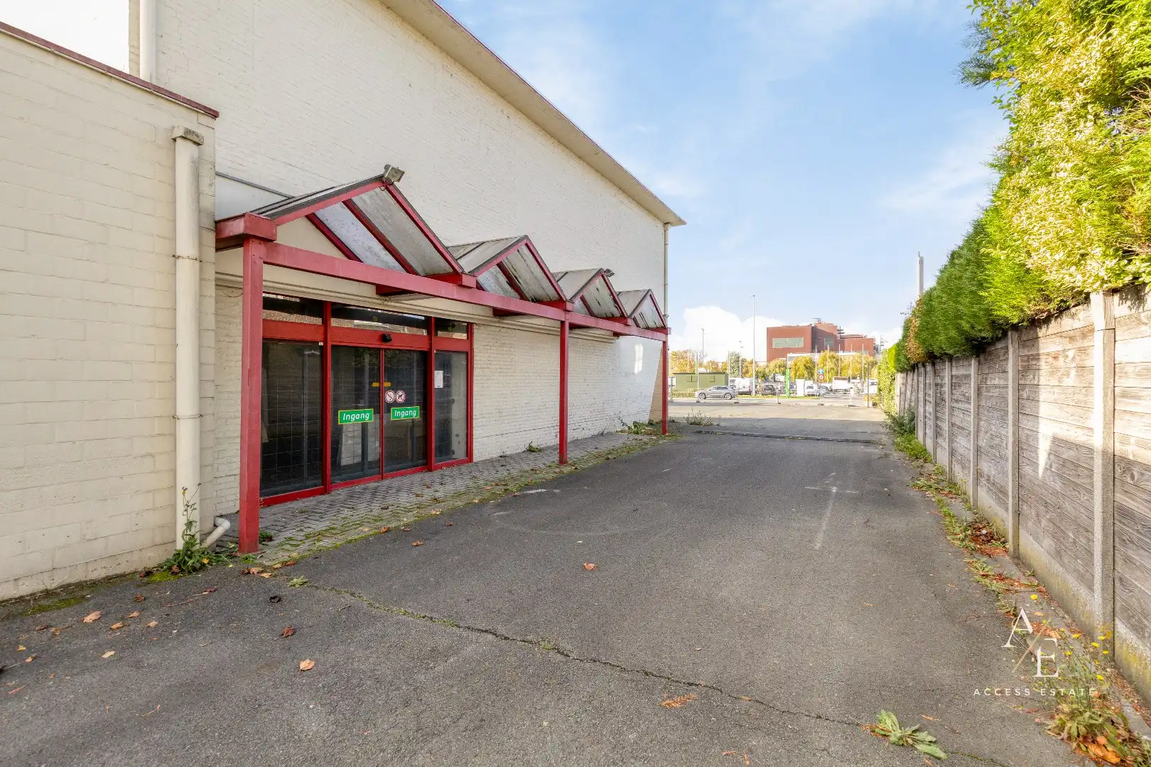 Commercieel gelegen grootwarenhuis op 4.255 m² (Kortrijksesteenweg) foto 7