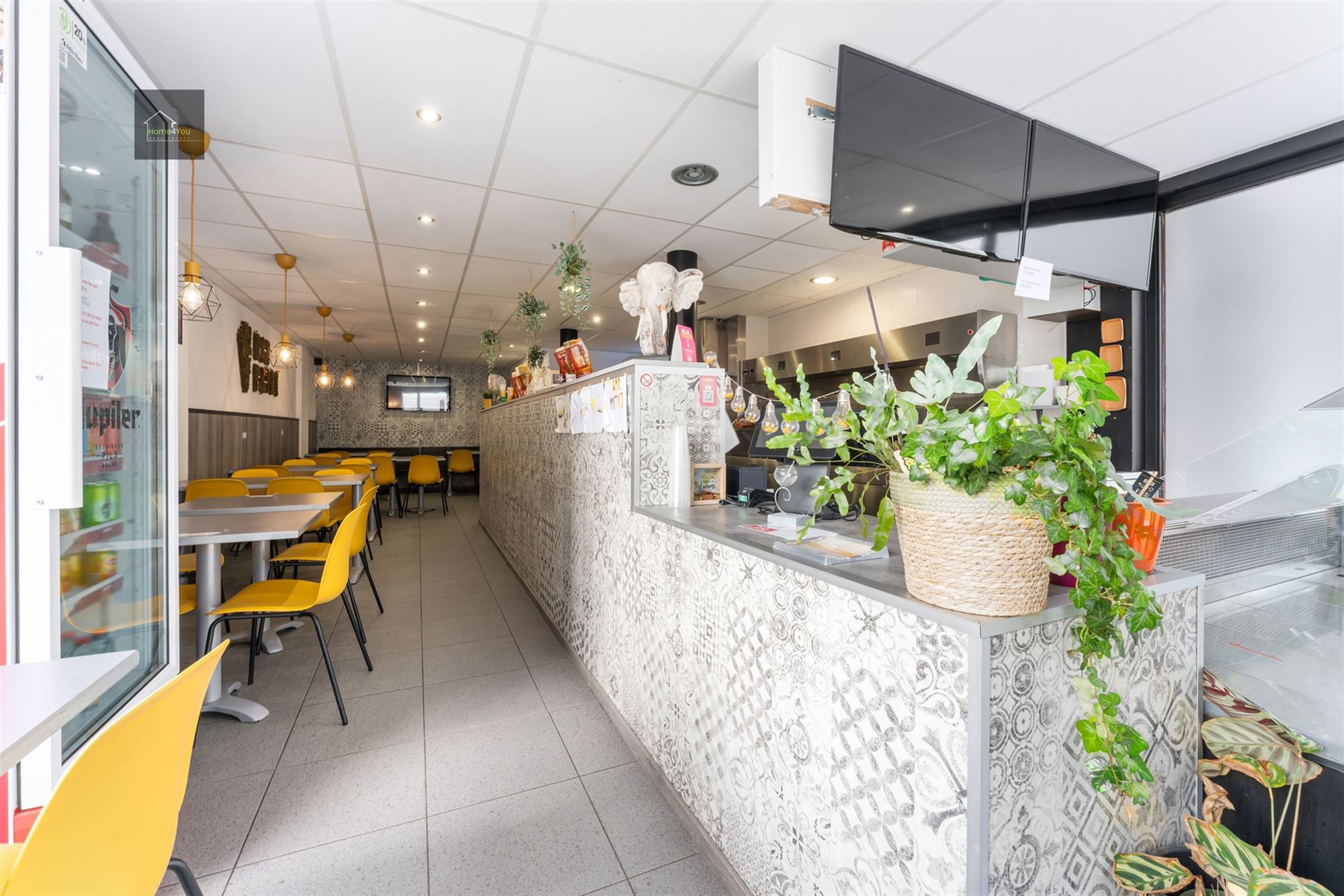 Handelspand op 50m van het strand! foto 5