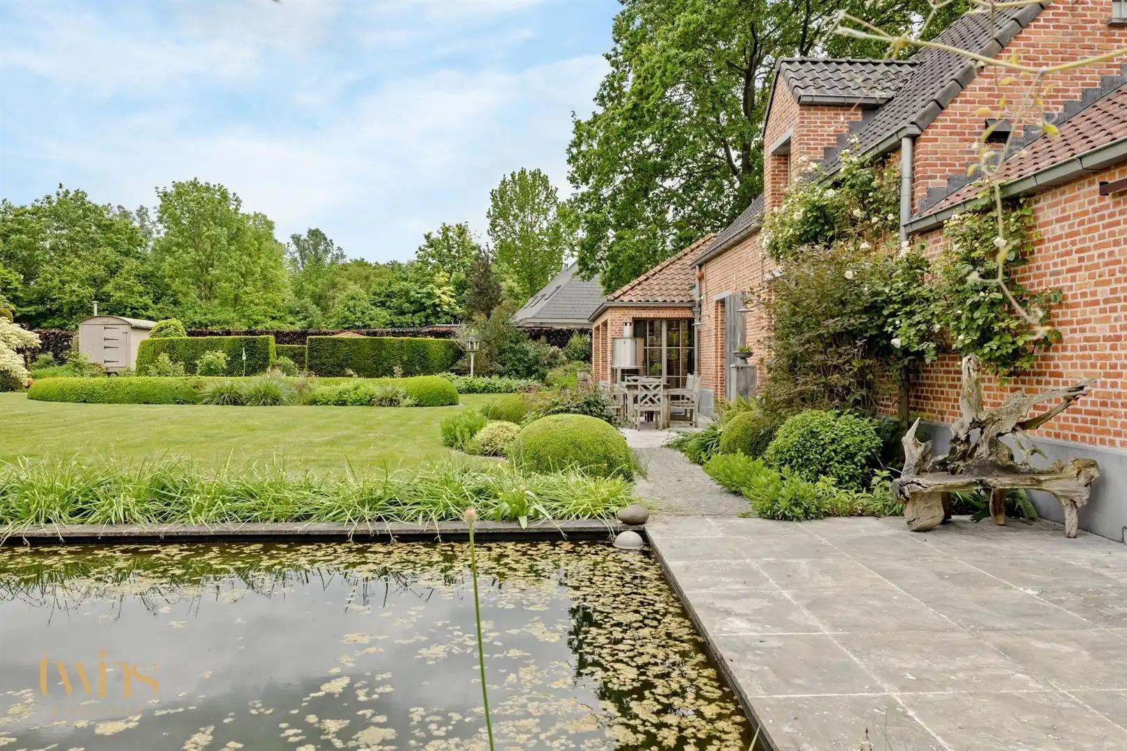 Exclusief wonen in de geliefde gerenoveerde Patershoeve te Buggenhout  foto 11