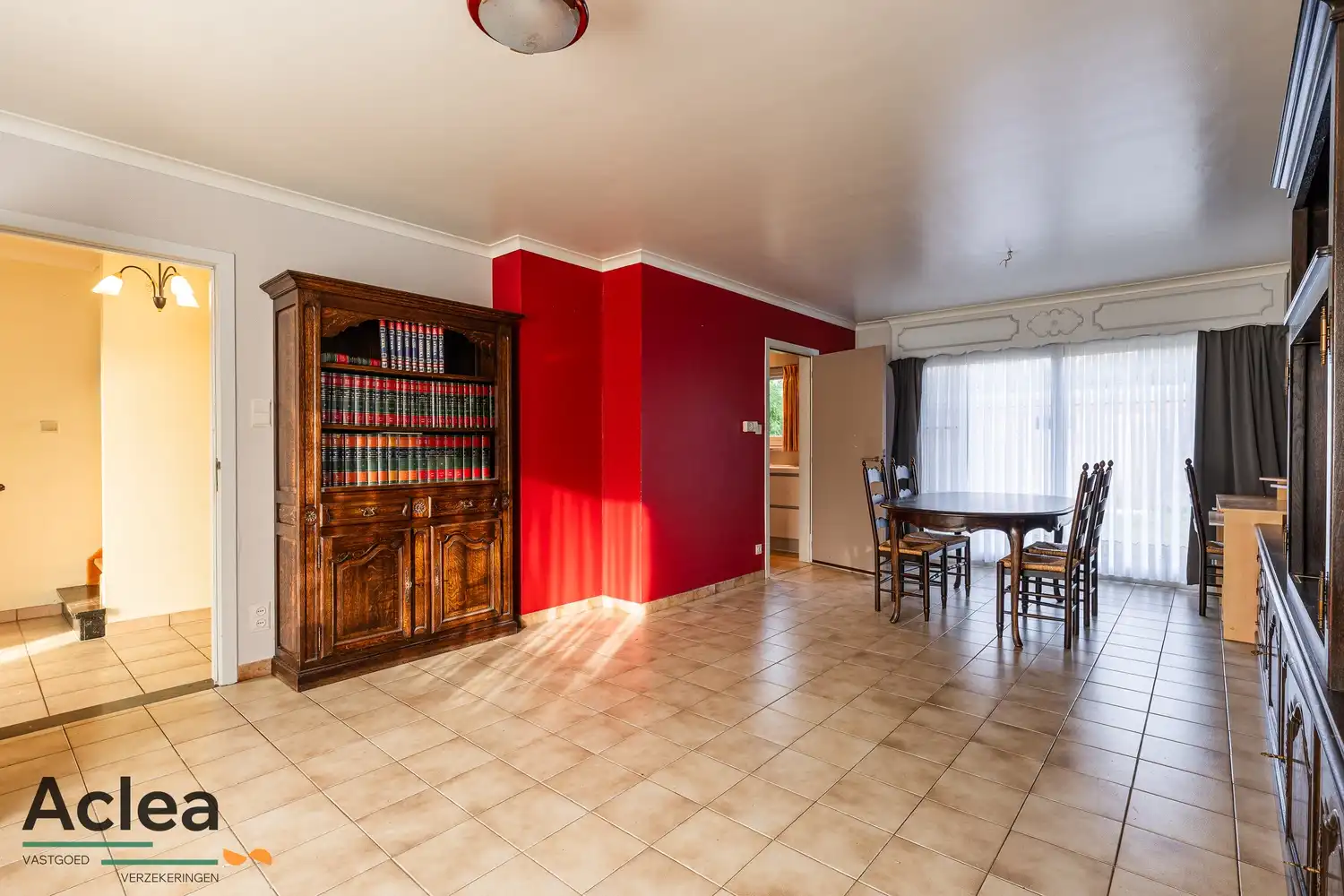 Ruime gezinswoning op een mooi perceel in de Witte Wijk foto 6