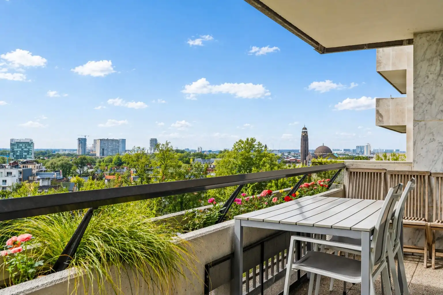 Gezellig, instapklaar appartement 141m² + 26m² terras foto 15