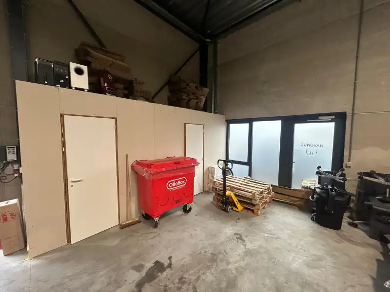 Magazijnruimte van 147 m² met 2 parkings – Sint-Amandsberg foto 6