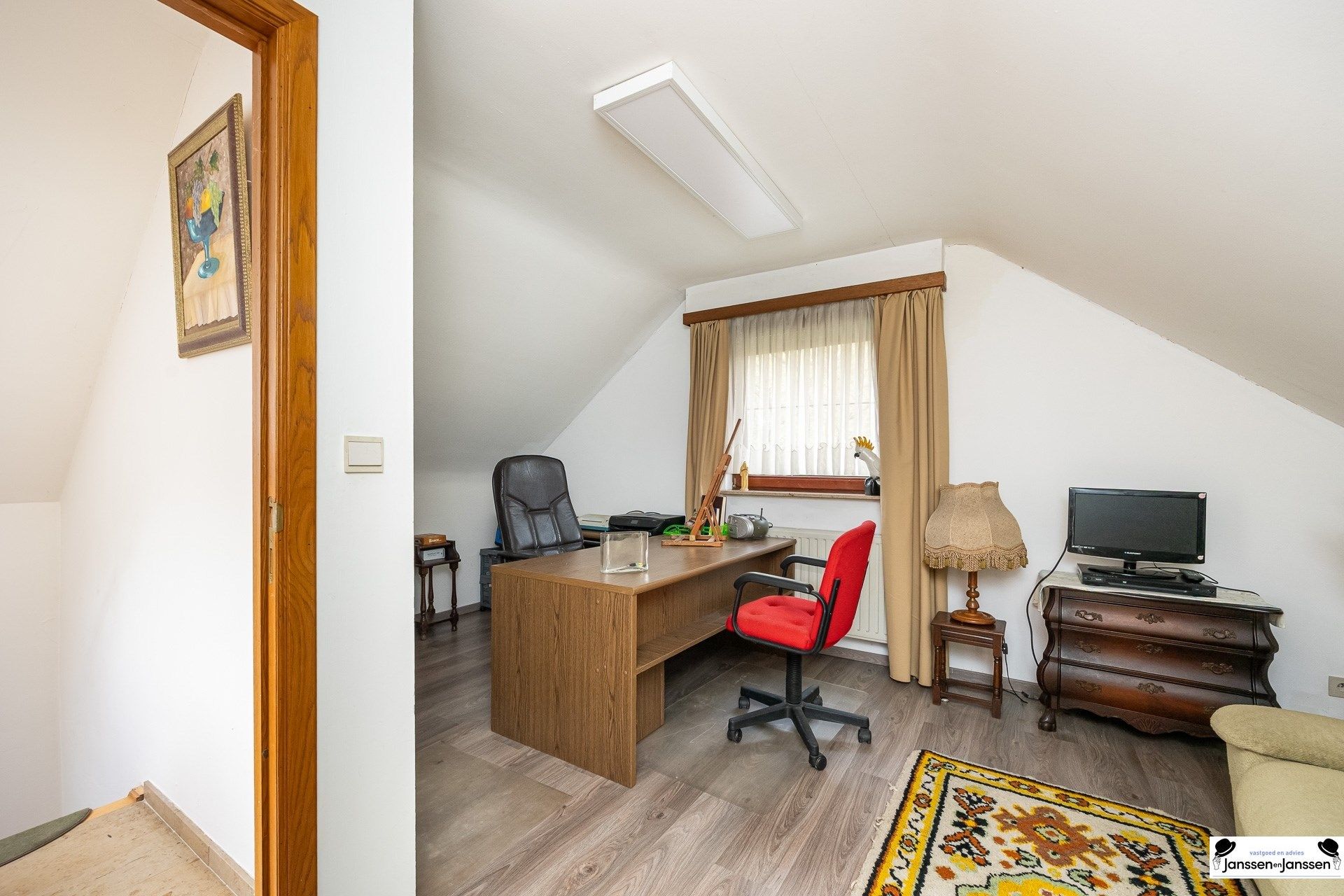 Landelijk gelegen woning op een perceel van ruim 6.000 m² foto 16