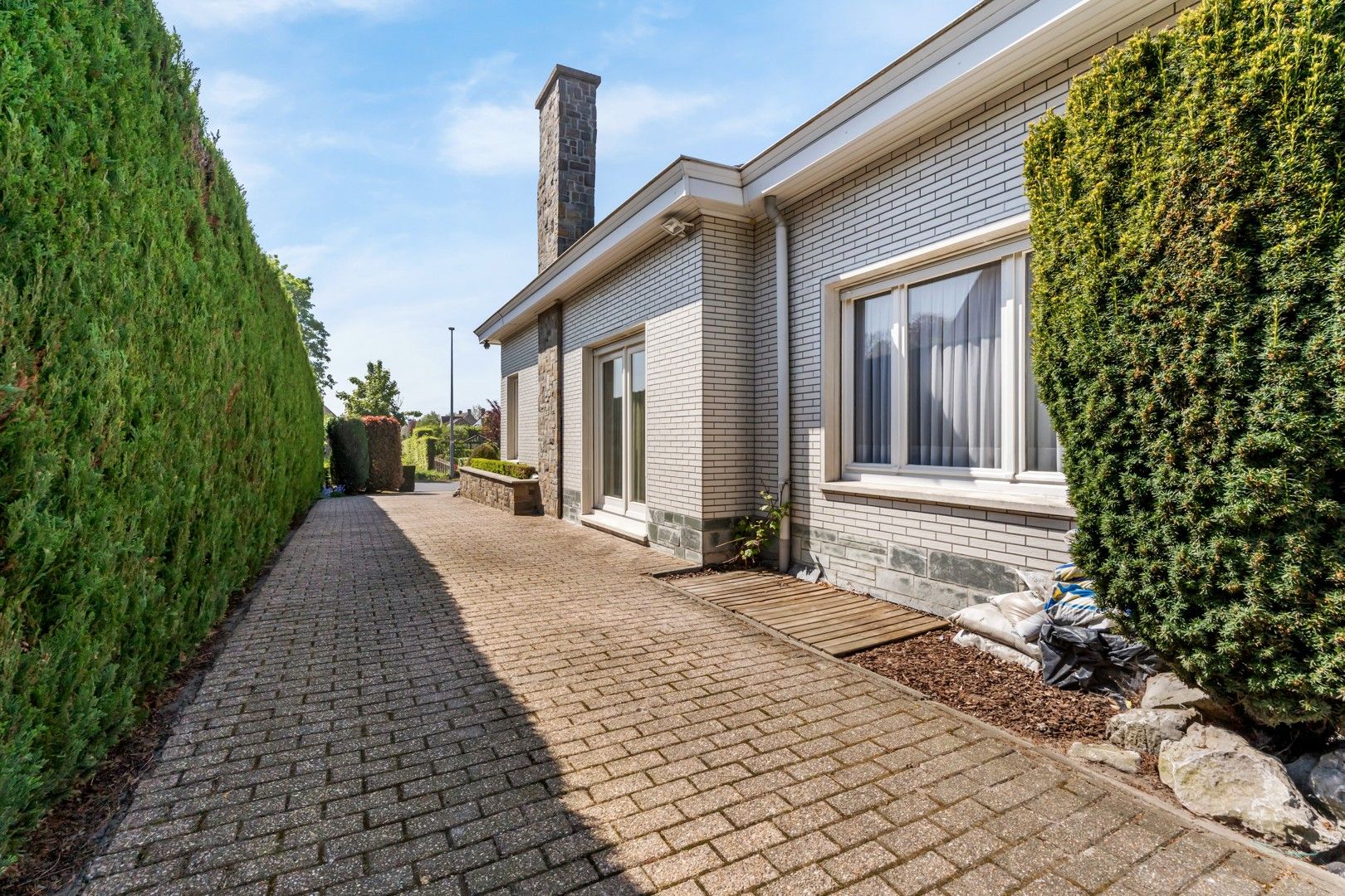 Karaktervolle open bebouwing met garage op een gunstige locatie te Vichte! foto 14