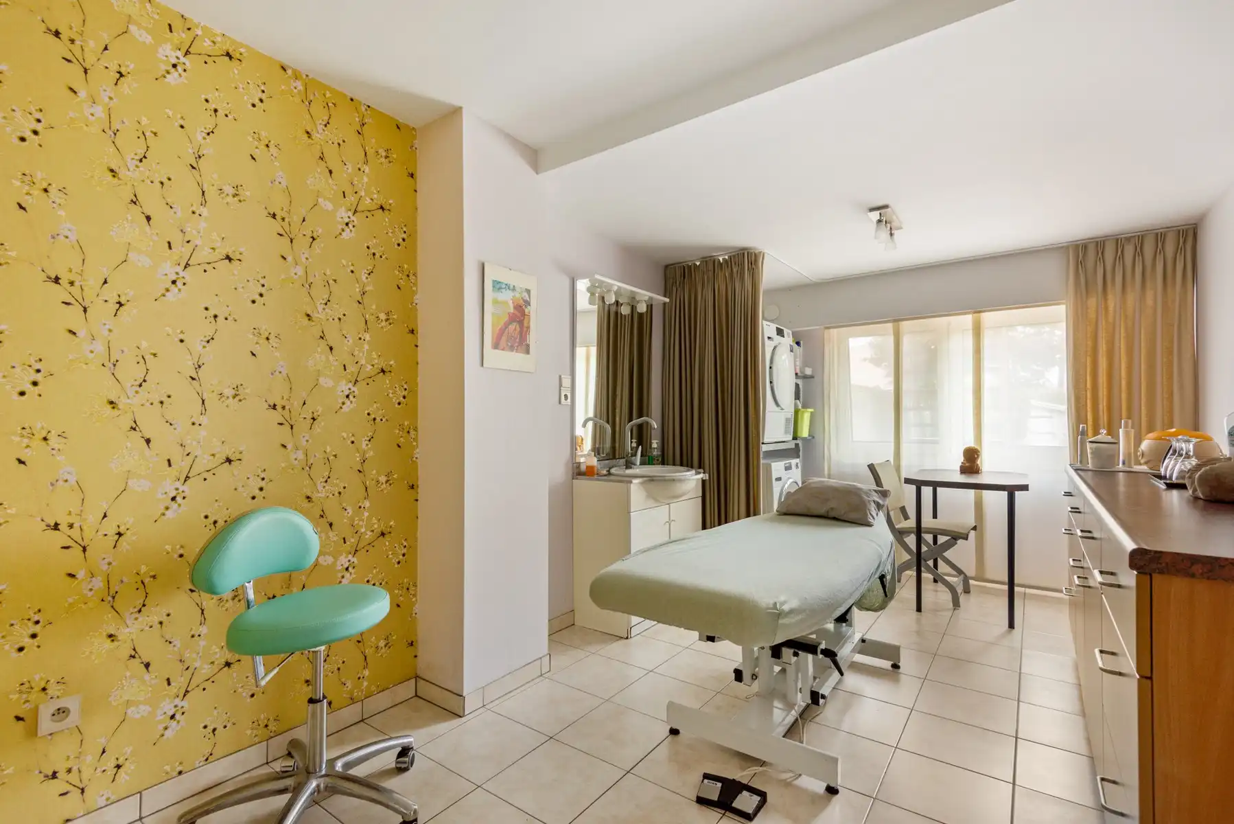 Ruime woning op toplocatie foto 23
